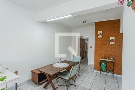 Sala de casa à venda com 3 quartos, 191m² em Moinho Velho, São Paulo