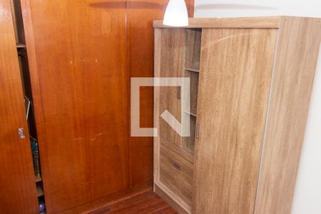 Quarto 2 de apartamento para alugar com 2 quartos, 62m² em Cidade Ademar, São Paulo