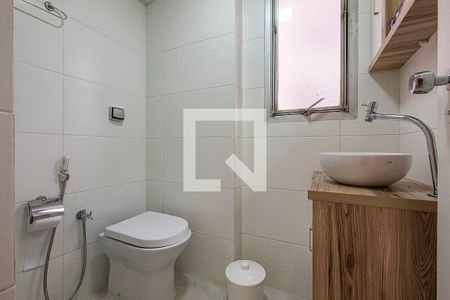 Banheiro de apartamento à venda com 1 quarto, 46m² em Cerqueira César, São Paulo