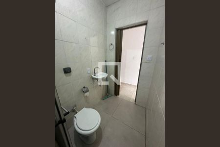 Banheiro de casa para alugar com 1 quarto, 48m² em Jardim Dona Meri, Guarulhos