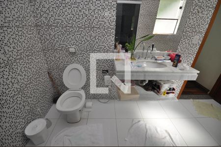 Banheiro do Quarto Suíte de casa à venda com 3 quartos, 300m² em Jardim Guapira, São Paulo