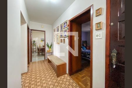 Sala de casa à venda com 4 quartos, 225m² em Jardim Peri Peri, São Paulo