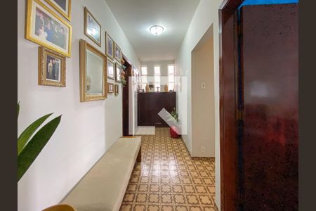 Sala de casa à venda com 4 quartos, 225m² em Jardim Peri Peri, São Paulo