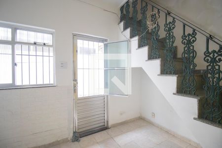 Sala de casa para alugar com 2 quartos, 51m² em Tenente Jardim, São Gonçalo