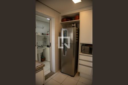 Apartamento para alugar com 88m², 2 quartos e 2 vagas Apartamento para alugar com 88m², 2 quartos e 2 vagasCozinha