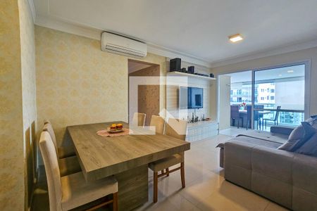 Sala de apartamento para alugar com 3 quartos, 102m² em Barra Funda, Guarujá