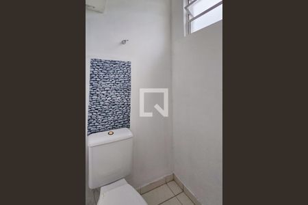 Lavabo  de apartamento para alugar com 2 quartos, 97m² em Jardim California, Jacareí