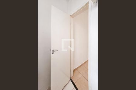 Lavabo  de apartamento para alugar com 2 quartos, 97m² em Jardim California, Jacareí