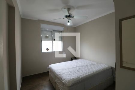 Quarto de apartamento para alugar com 3 quartos, 90m² em Centro, Guarujá