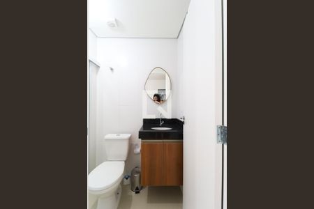 Banheiro de kitnet/studio para alugar com 1 quarto, 41m² em Vila Gustavo, São Paulo