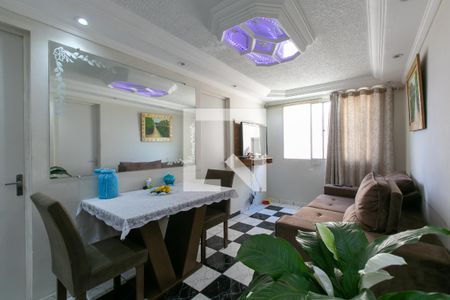 Sala de apartamento para alugar com 3 quartos, 50m² em Vila Princesa Isabel, São Paulo