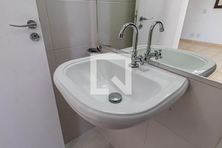 Lavabo de apartamento para alugar com 2 quartos, 68m² em Alphaville Industrial, Barueri