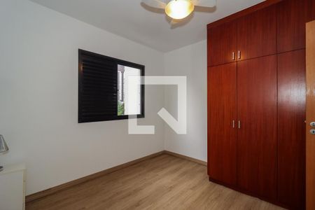 Suíte  de apartamento para alugar com 3 quartos, 90m² em Jardim Londrina, São Paulo