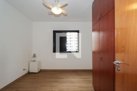 Suíte  de apartamento para alugar com 3 quartos, 90m² em Jardim Londrina, São Paulo