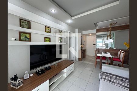 Sala de apartamento à venda com 2 quartos, 70m² em Barra da Tijuca, Rio de Janeiro