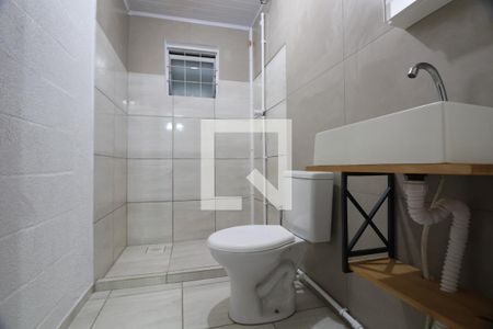 Banheiro  de apartamento para alugar com 1 quarto, 32m² em Marechal Rondon, Canoas