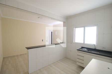 Sala / Cozinha de apartamento para alugar com 1 quarto, 72m² em Vila Piaui, São Paulo