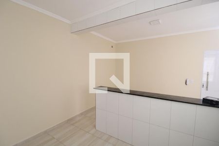 Sala / Cozinha de apartamento para alugar com 1 quarto, 72m² em Vila Piaui, São Paulo