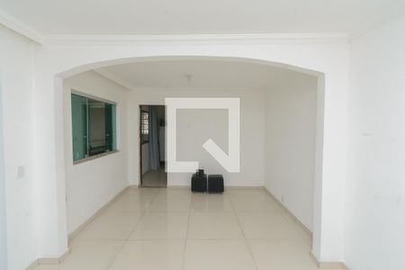 Sala 2 de casa à venda com 3 quartos, 130m² em Inconfidentes, Contagem