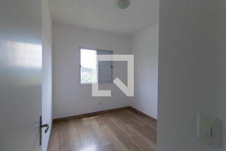 Quarto 2 de apartamento para alugar com 2 quartos, 45m² em Jardim Central, Cotia