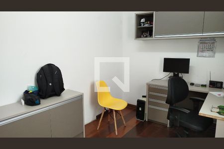 Quarto 1 de casa à venda com 5 quartos, 240m² em Vila California, São Paulo