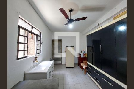 Sala/Cozinha e Quarto Integrados de casa para alugar com 1 quarto, 75m² em Jardim dos Prados, São Paulo