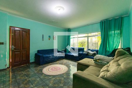 Sala de casa à venda com 4 quartos, 172m² em Parque Santo Antonio, Guarulhos