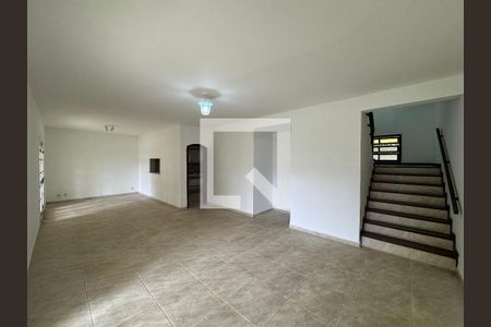 Sala de casa de condomínio para alugar com 3 quartos, 300m² em Barra da Tijuca, Rio de Janeiro