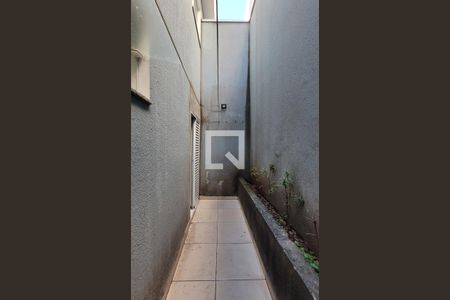 Area externa de apartamento para alugar com 2 quartos, 50m² em Vila Curuçá, Santo André