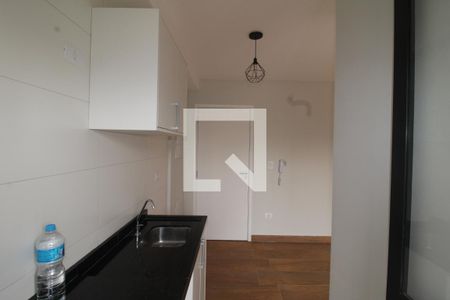 Sala / Cozinha de apartamento para alugar com 1 quarto, 28m² em Jardim São Paulo, São Paulo