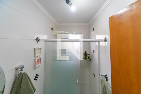 Banheiro  de apartamento à venda com 2 quartos, 67m² em Vila Pires, Santo André