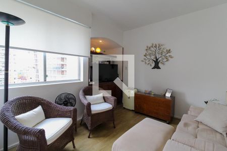 Sala de TV de apartamento à venda com 3 quartos, 101m² em Itaim Bibi, São Paulo