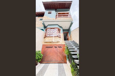 Casa à venda com 315m², 3 quartos e 4 vagas Casa à venda com 315m², 3 quartos e 4 vagasGaragem