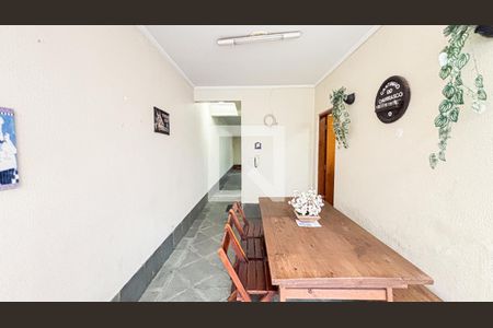 Casa à venda com 315m², 3 quartos e 4 vagas Casa à venda com 315m², 3 quartos e 4 vagasQuintal - Churrasqueira - Área de Serviço