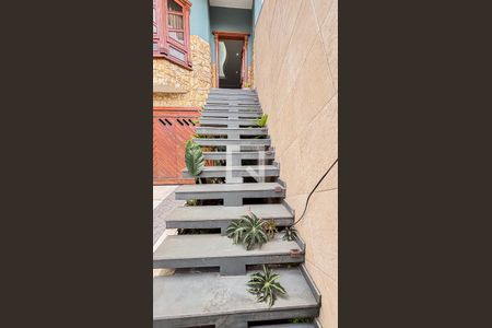 Casa à venda com 315m², 3 quartos e 4 vagas Casa à venda com 315m², 3 quartos e 4 vagasGaragem