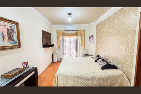 Casa à venda com 315m², 3 quartos e 4 vagas Casa à venda com 315m², 3 quartos e 4 vagasSuíte 1