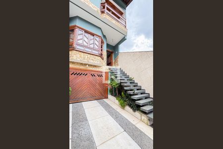 Casa à venda com 315m², 3 quartos e 4 vagas Casa à venda com 315m², 3 quartos e 4 vagasGaragem