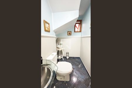 Casa à venda com 315m², 3 quartos e 4 vagas Casa à venda com 315m², 3 quartos e 4 vagasLavabo da Sala