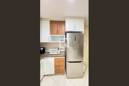 Casa à venda com 315m², 3 quartos e 4 vagas Casa à venda com 315m², 3 quartos e 4 vagasCozinha