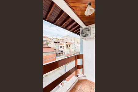 Casa à venda com 315m², 3 quartos e 4 vagas Casa à venda com 315m², 3 quartos e 4 vagasVaranda da Suíte 1