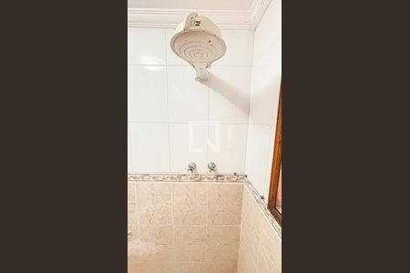 Casa à venda com 315m², 3 quartos e 4 vagas Casa à venda com 315m², 3 quartos e 4 vagasSótão - Banheiro