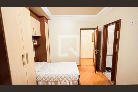 Casa à venda com 315m², 3 quartos e 4 vagas Casa à venda com 315m², 3 quartos e 4 vagasSuíte 2