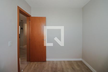 Quarto 2 de apartamento para alugar com 2 quartos, 42m² em Jardim Dona Leopoldina, Porto Alegre