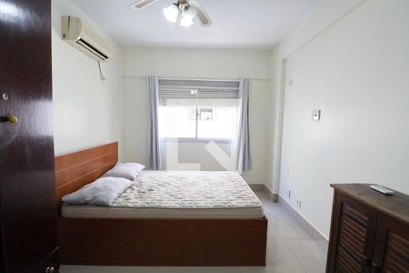 Quarto Suíte de apartamento para alugar com 3 quartos, 90m² em Jardim Las Palmas, Guarujá