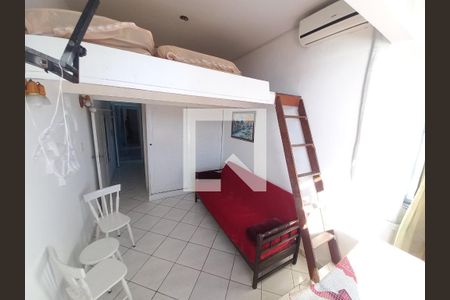 Sala de apartamento para alugar com 1 quarto, 50m² em Centro, São Vicente