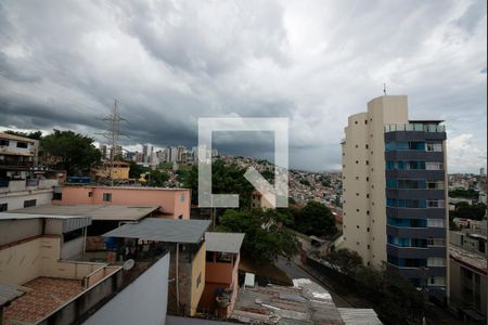 Quarto 1 de apartamento para alugar com 2 quartos, 118m² em Grajaú, Belo Horizonte