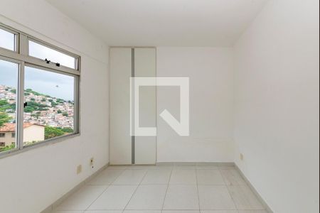 Quarto 1 de apartamento para alugar com 2 quartos, 118m² em Grajaú, Belo Horizonte