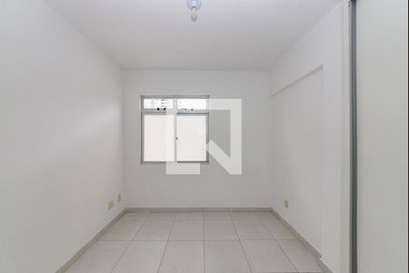 Quarto 2 de apartamento para alugar com 2 quartos, 118m² em Grajaú, Belo Horizonte