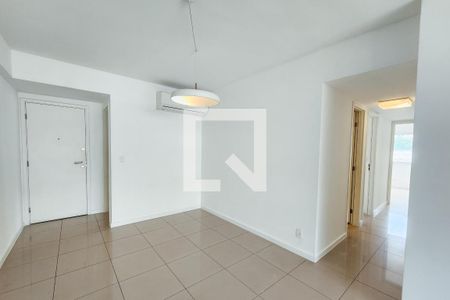 Sala de apartamento para alugar com 4 quartos, 107m² em Botafogo, Rio de Janeiro