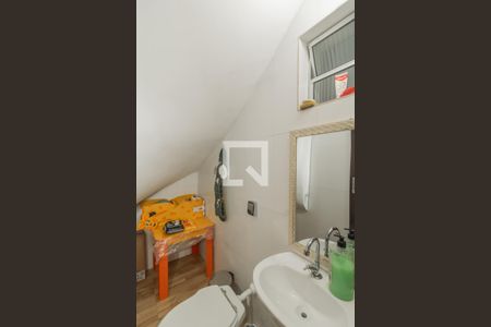 Lavabo de casa à venda com 3 quartos, 160m² em Vila Nhocuné, São Paulo